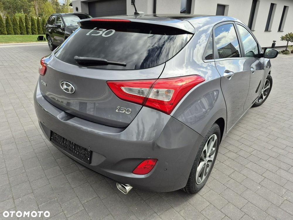 Hyundai i30 - 11