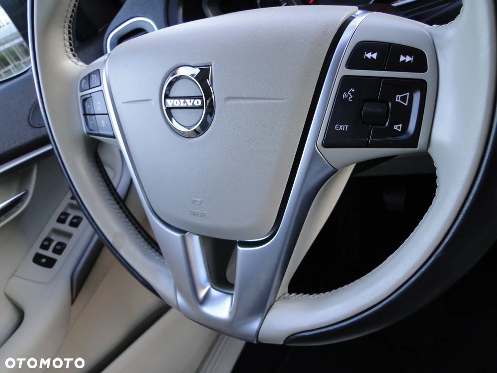 Volvo V40 Cross Country D3 Ocean Race - 30