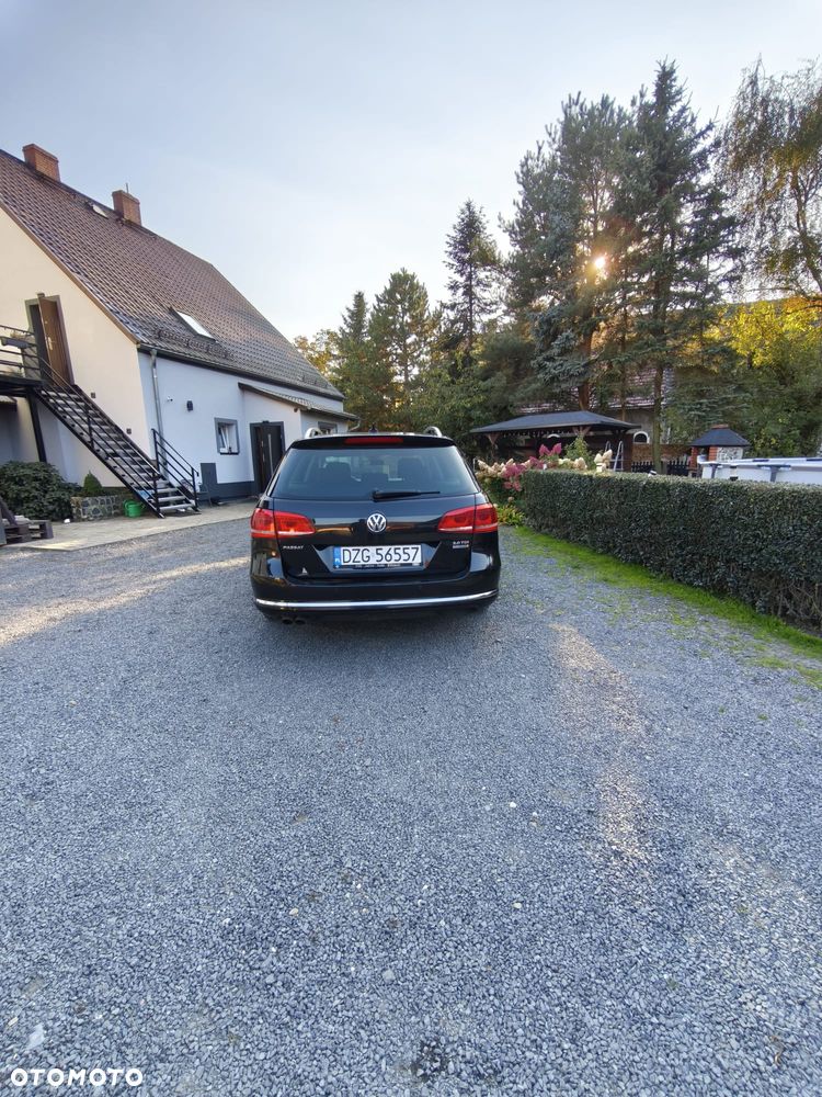 Volkswagen Passat - 4