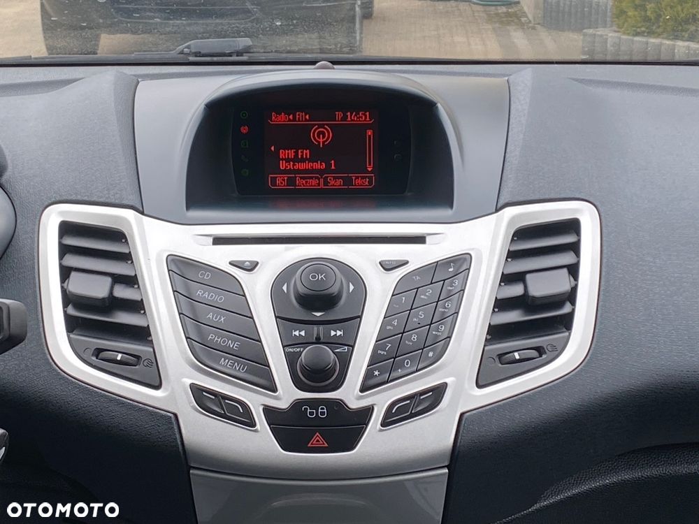 Ford Fiesta 1.4 Titanium EU5 - 18