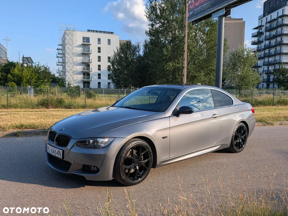 BMW Seria 3 325i - 1