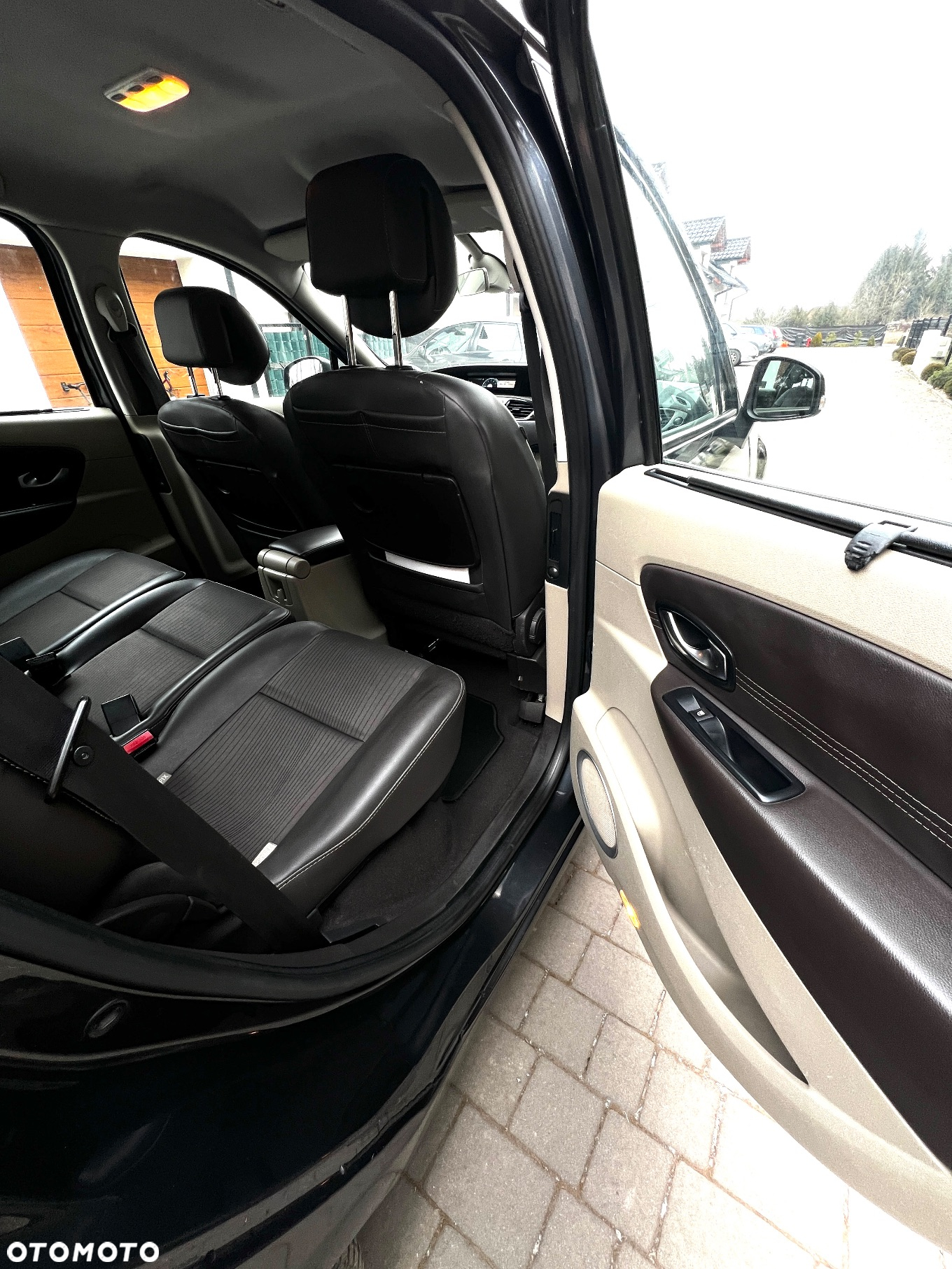 Renault Scenic - 22