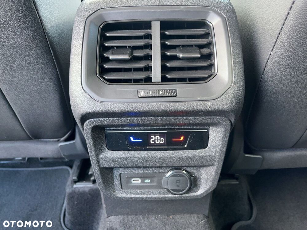 Volkswagen Tiguan Allspace - 11