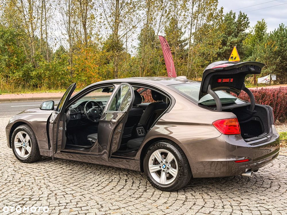 BMW Seria 3 - 22