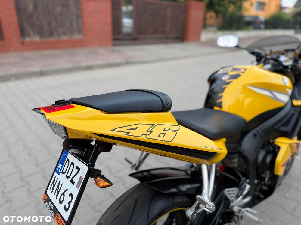Yamaha R6 - 12