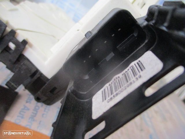 Fecho Fec4888 PEUGEOT PARTNER 2 FASE 1 2008 1.6HDI 90CV 4P VERDE TRAZ LATERAL DRT 6 PINOS PEUGEOT PARTNER 2 FOURGON B9 FASE 1 2008 1.6HDI  90CV 4P BRANCO TRAZ LATERAL DRT  6 PINOS - 2