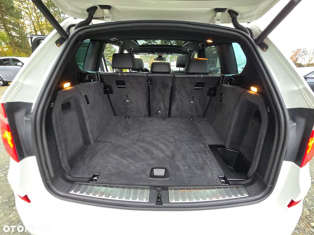 BMW X3 xDrive28i Sport-Aut xLine - 16