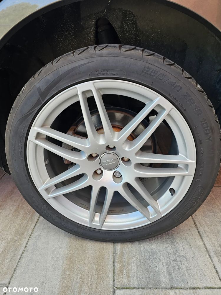 Audi Q3 2.0 TDI Quattro Design S tronic - 33