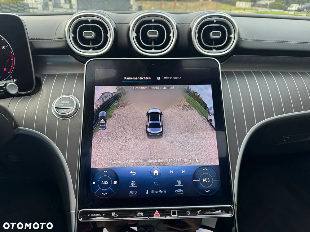 Mercedes-Benz Klasa C 300 4Matic 9G-TRONIC AMG Line - 14