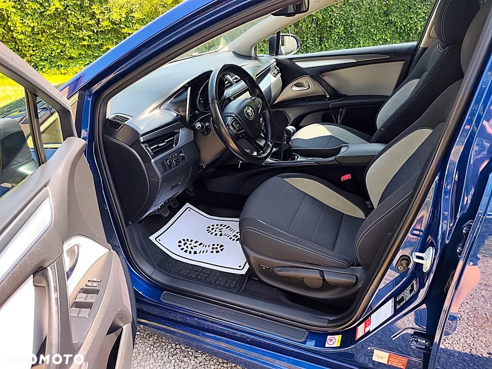 Toyota Avensis 1.8 Edition-S - 8