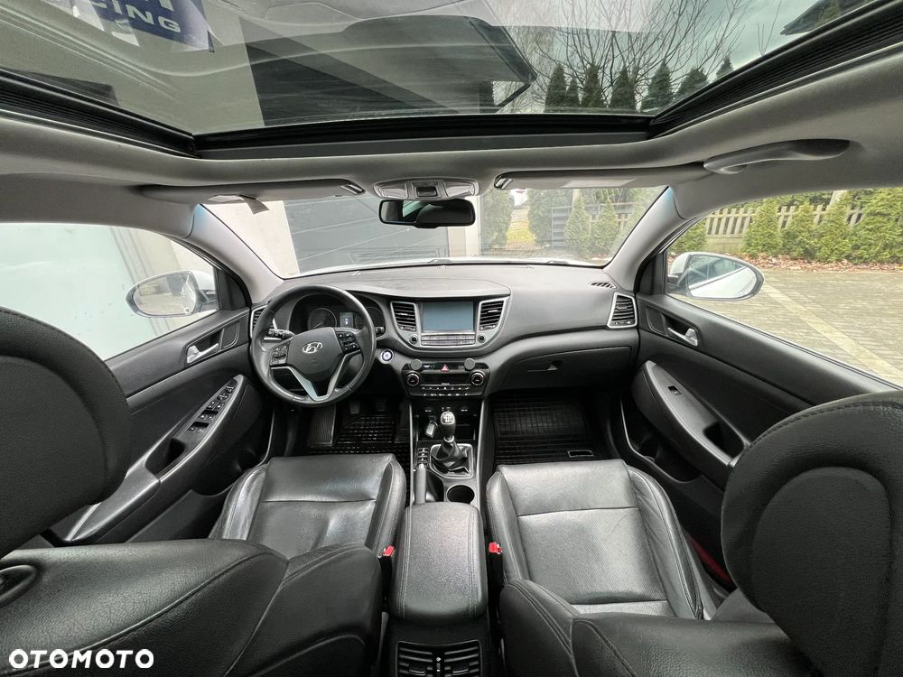 Hyundai Tucson 1.7 CRDI BlueDrive Style 2WD - 18