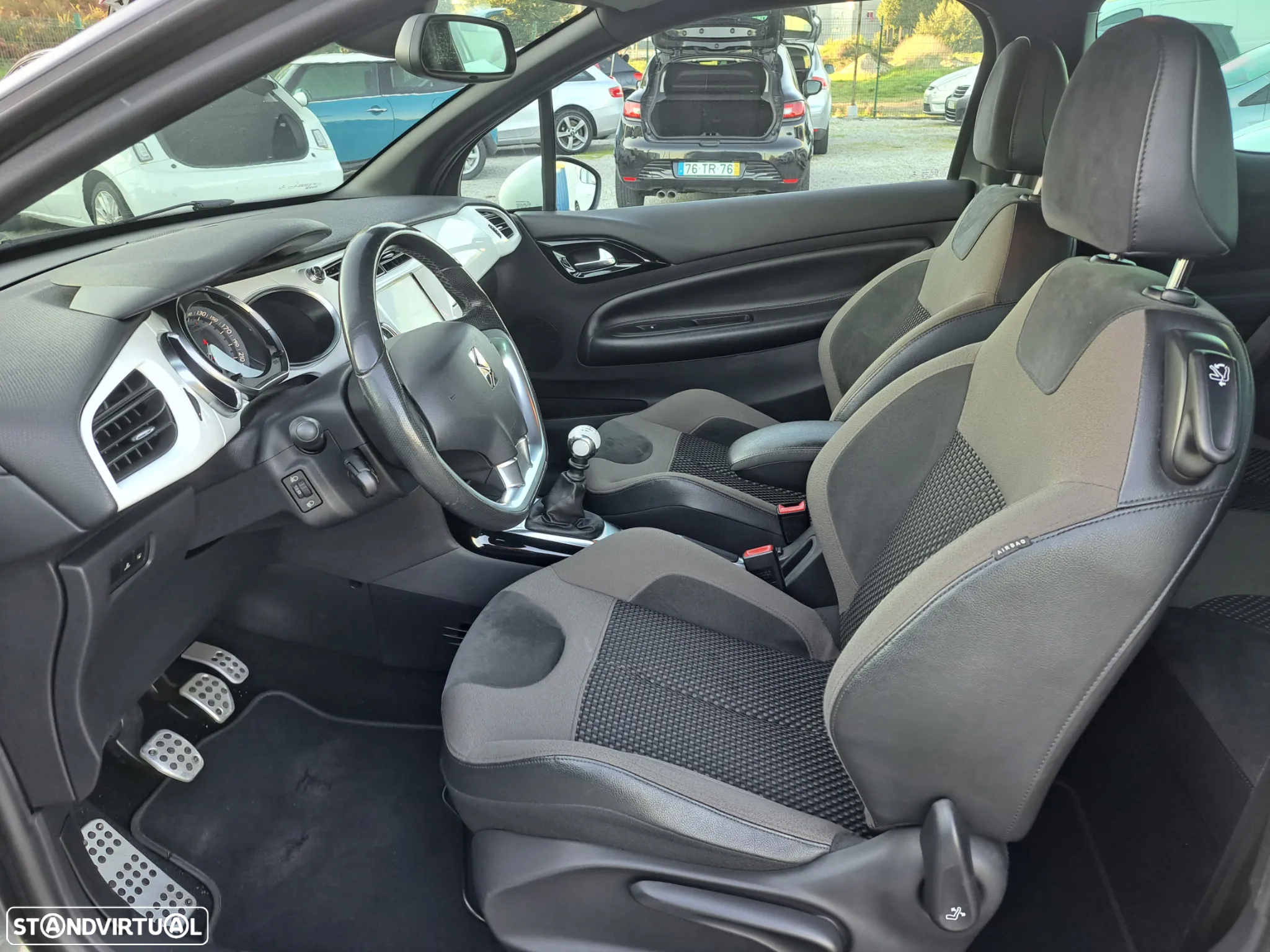 Citroën DS3 1.6 HDi Airdream Sport Chic - 18