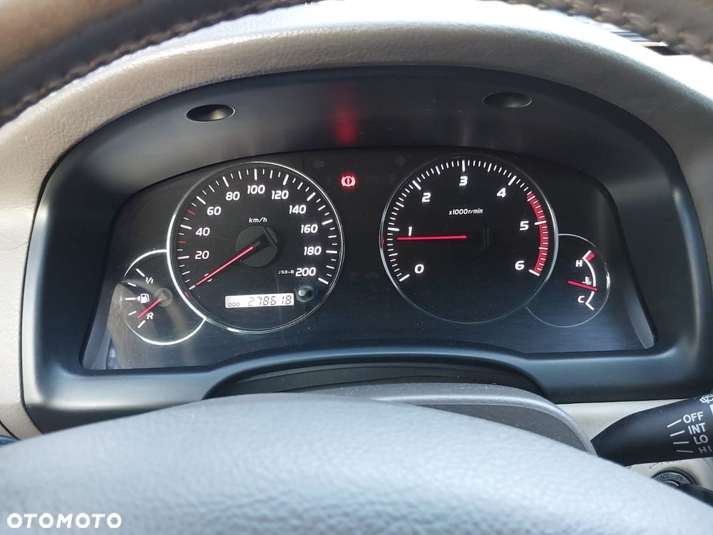 Toyota Land Cruiser - 16