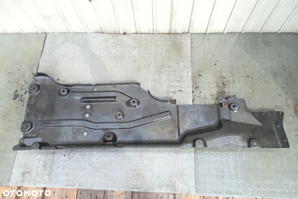 MERCEDES ML GL W166 Płyta osłona podwozia prawa 1666805101 - 5