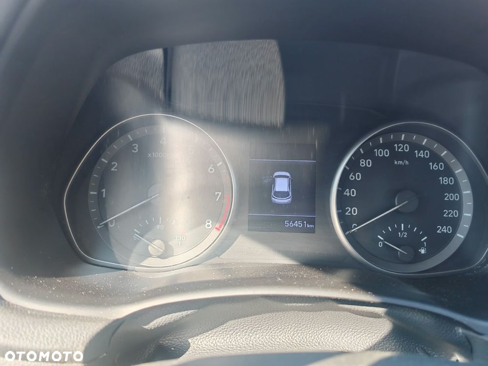 Hyundai i30 1.5 DPI Classic + - 17
