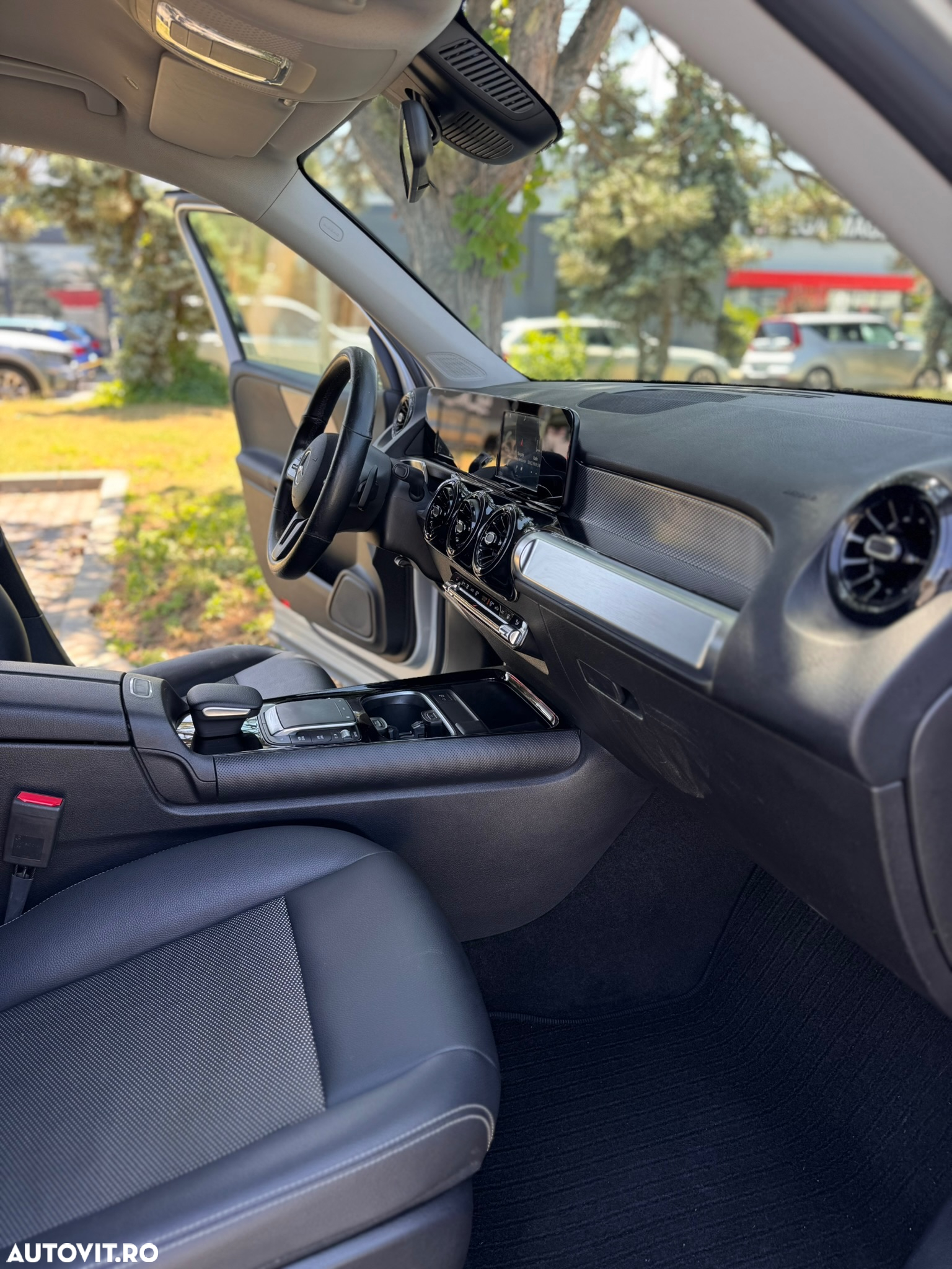 Mercedes-Benz GLB 200 d 8G-DCT - 6