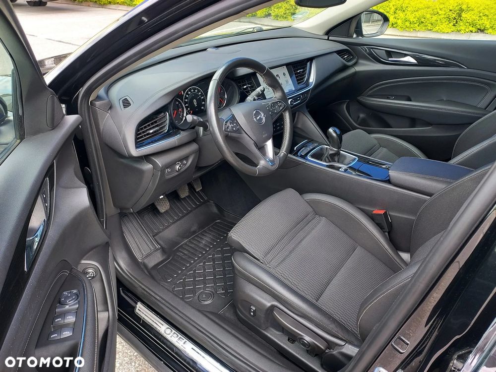 Opel Insignia 2.0 CDTI Cosmo S&S - 17