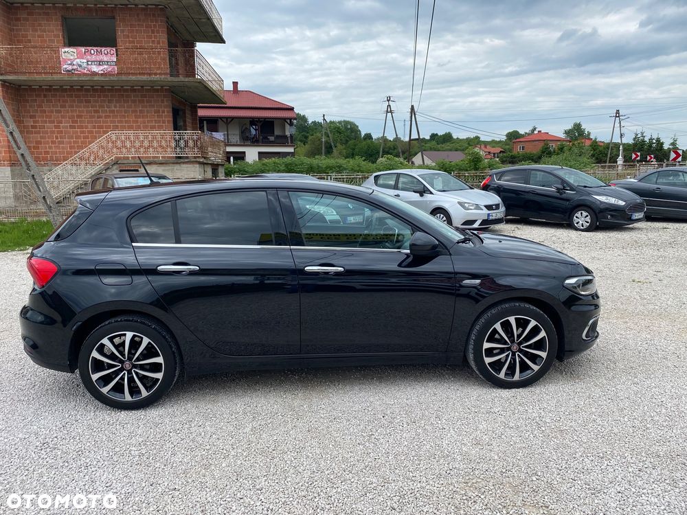 Fiat Tipo 1.6 MultiJet 16v Lounge - 21