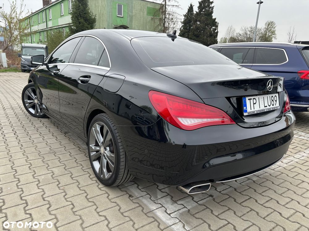 Mercedes-Benz CLA 220 CDI 7G-DCT AMG Line - 6