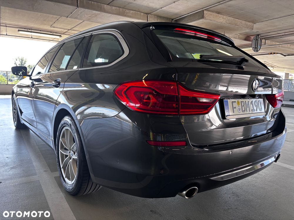 BMW Seria 5 520d Efficient Dynamics Edition - 12