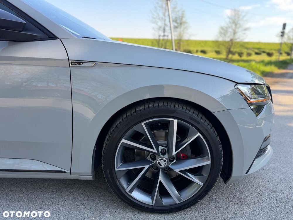 Skoda Superb 2.0 TDI 4x4 DSG Sportline - 23