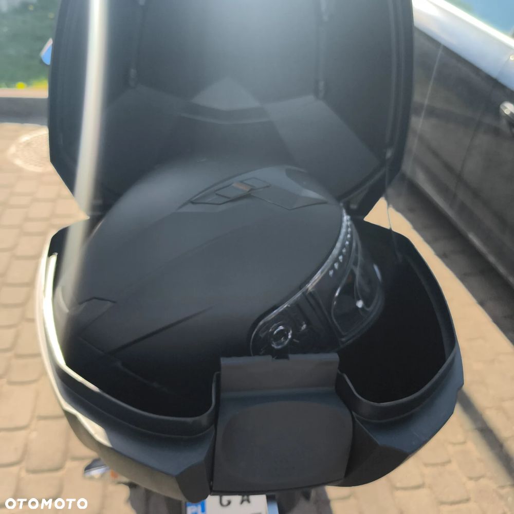 Kymco Skytown - 7