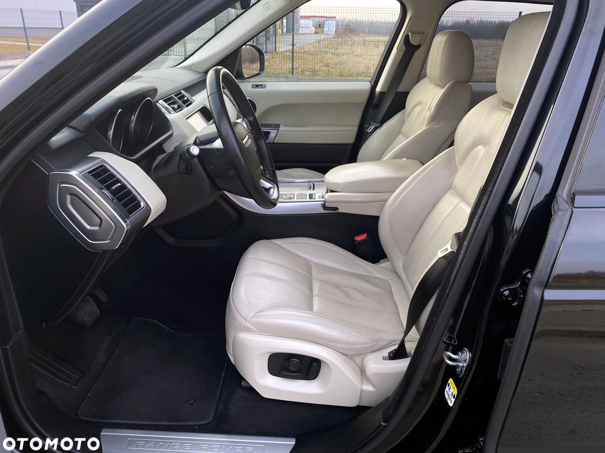 Land Rover Range Rover Sport S 2.0 SD4 HSE - 13