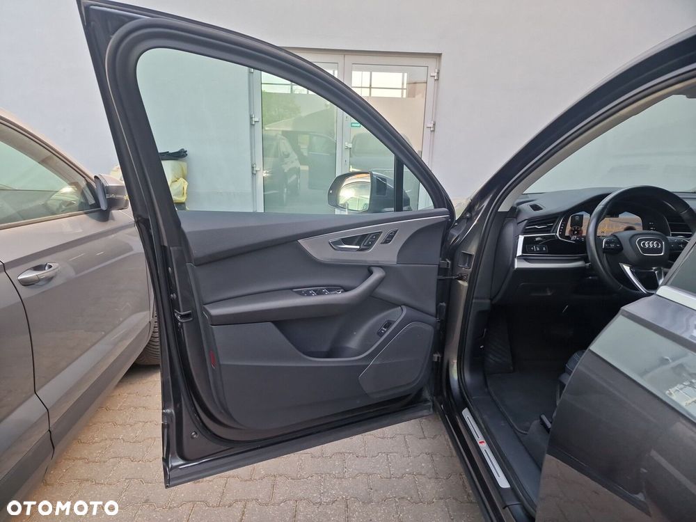 Audi Q7 45 TDI mHEV Quattro S Line Tiptr - 11