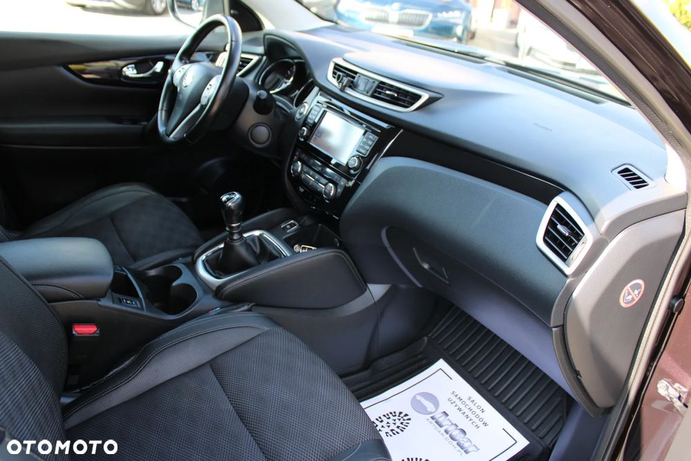 Nissan Qashqai 1.2 DIG-T TEKNA+ - 30