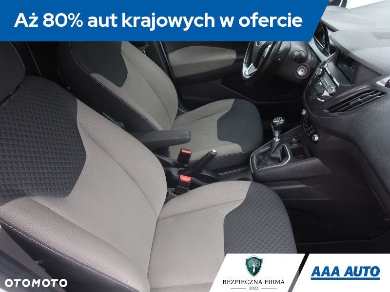 Ford Tourneo Courier - 11