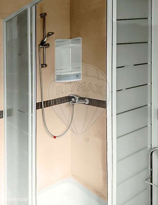 Apartamento T2 para arrendamento - Grande imagem: 2/9