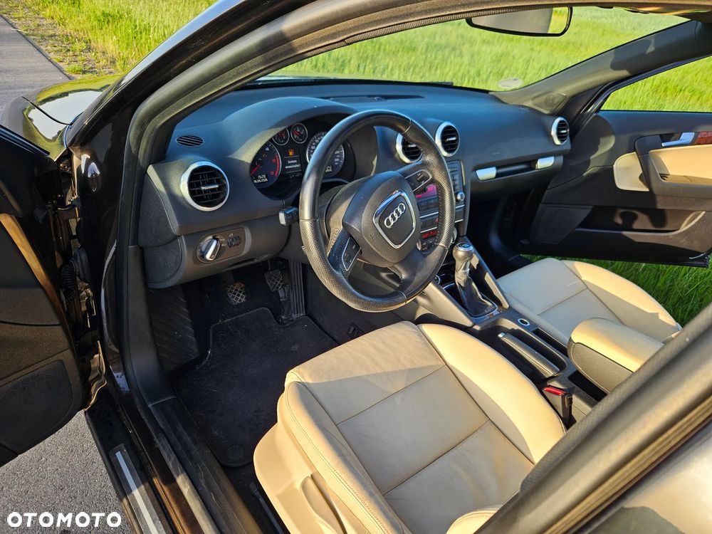 Audi A3 Sportback 2.0 TDI quattro Ambiente - 10