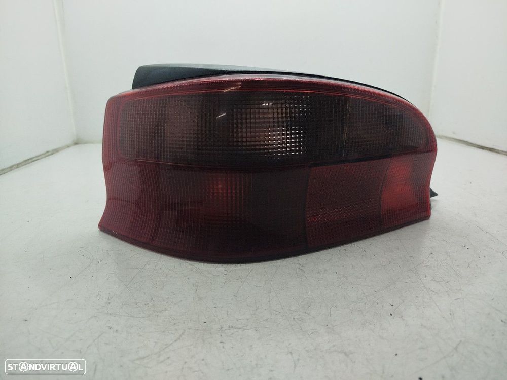 Farolim Stop Esq Citroën Saxo (S0, S1) - 2