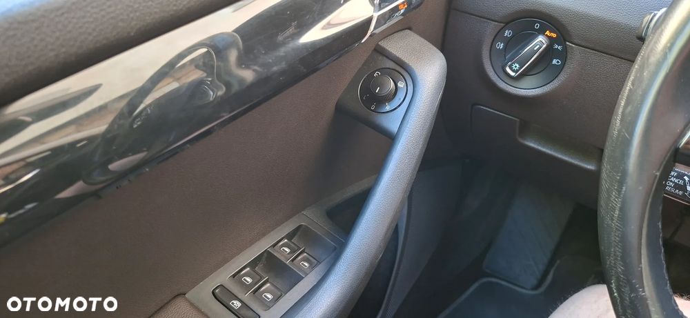 Skoda Octavia 2.0 TDI L&K DSG - 20