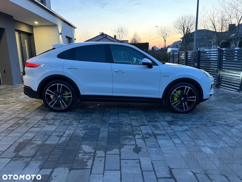 Porsche Cayenne E-Hybrid - 21