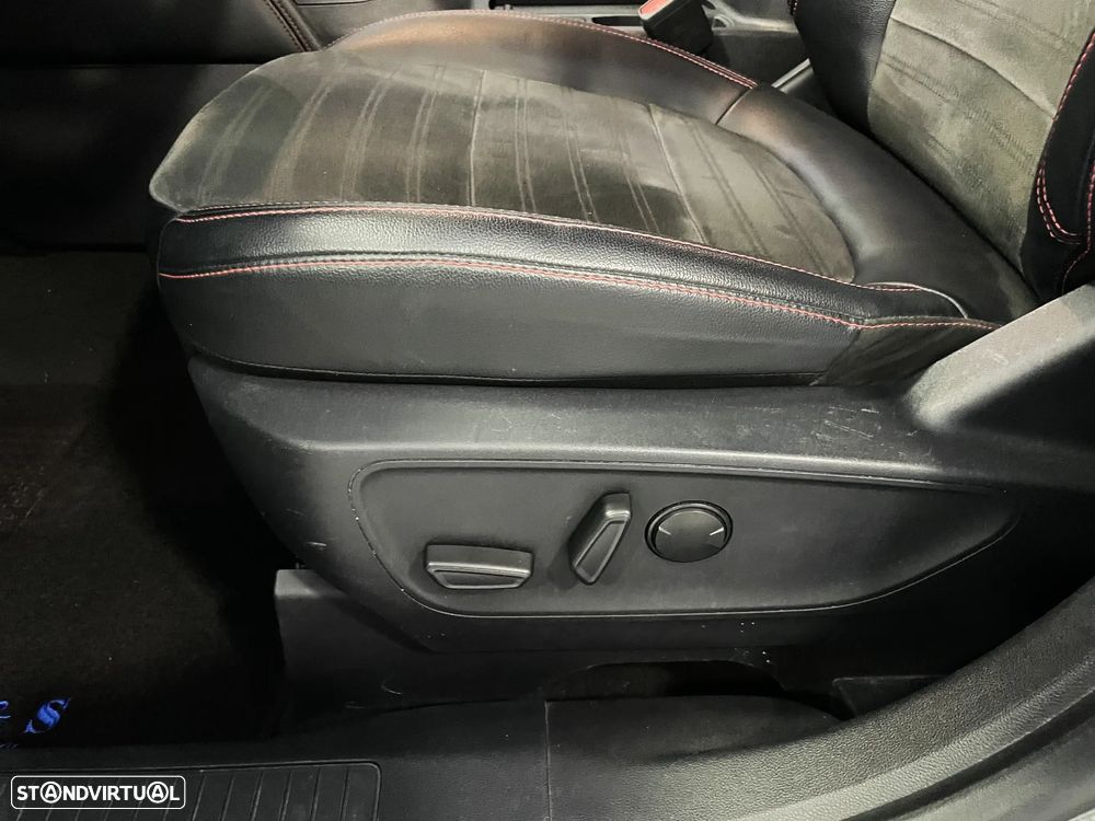 Ford Kuga 1.5 EcoBoost ST-Line X - 9
