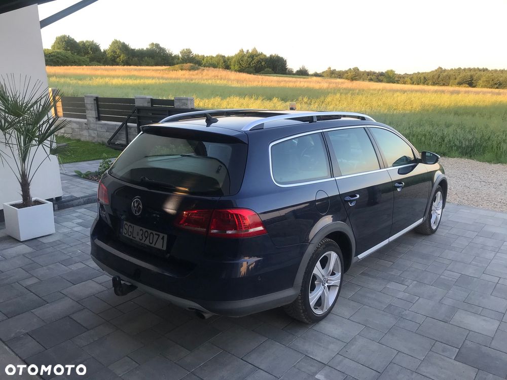 Volkswagen Passat 2.0 TDI Comfortline DSG - 5