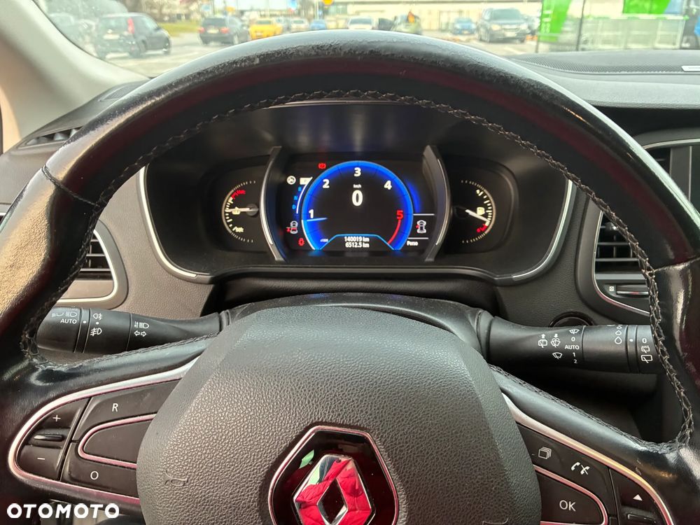 Renault Megane ENERGY dCi 110 EDC BOSE EDITION - 6