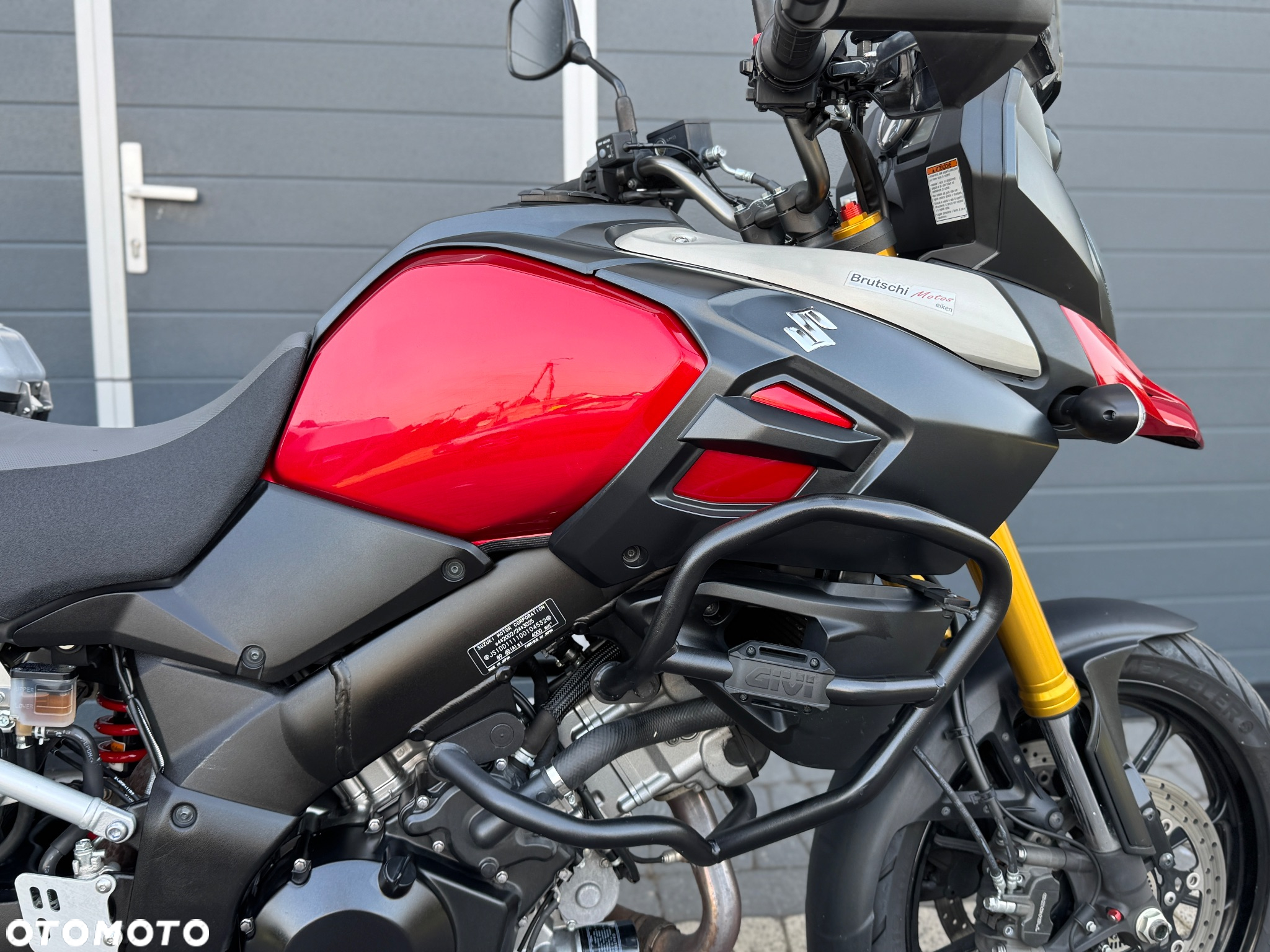 Suzuki V-STROM - 7