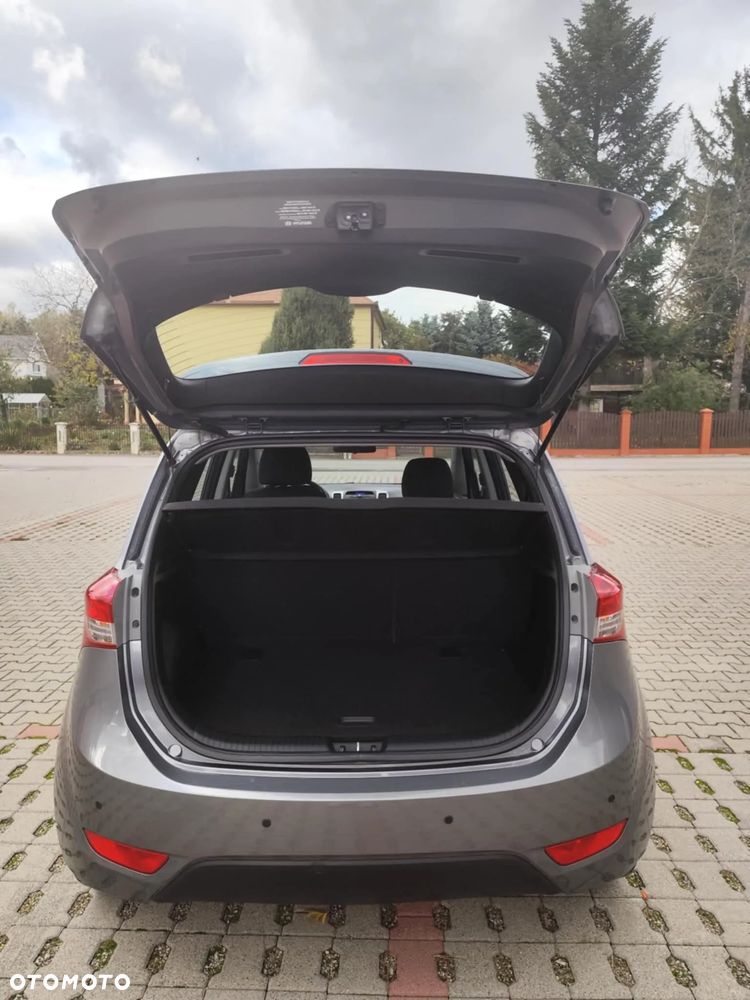 Hyundai ix20 1.4 Premium - 13