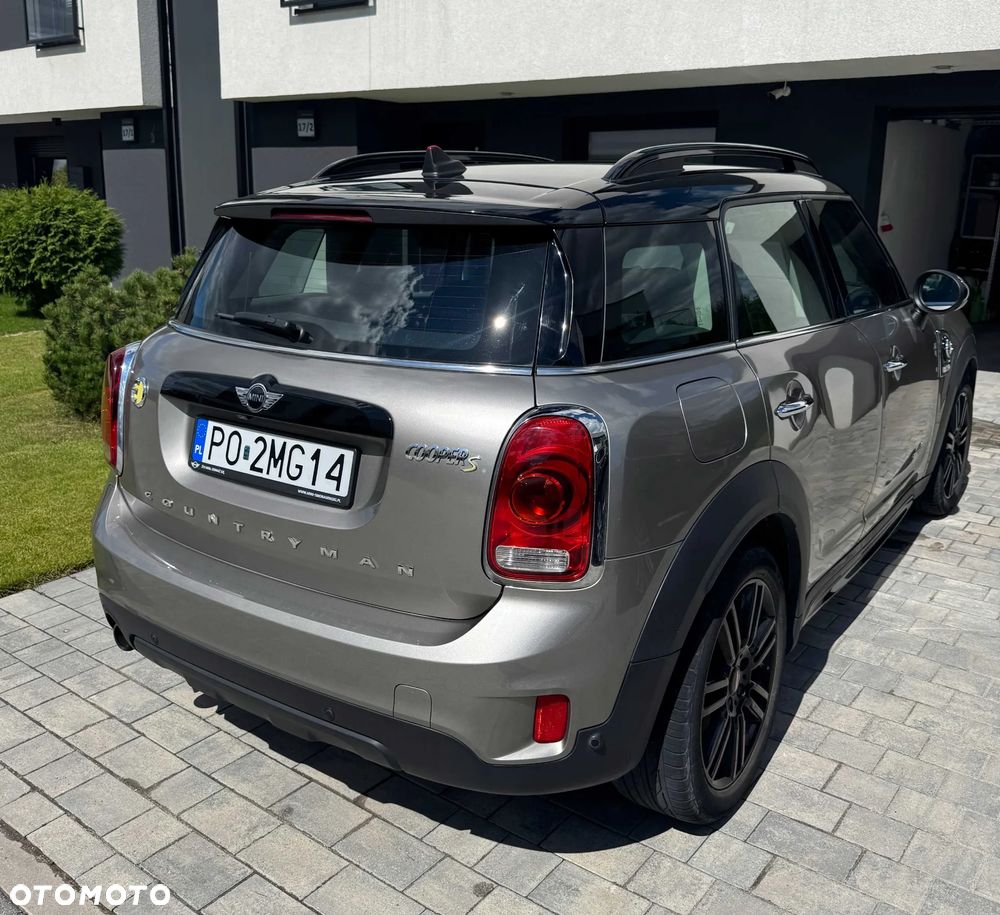 MINI Countryman Cooper S E ALL4 - 5