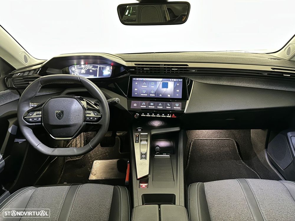 Peugeot 408 1.2 Hybrid Allure e-DCS6 - 17