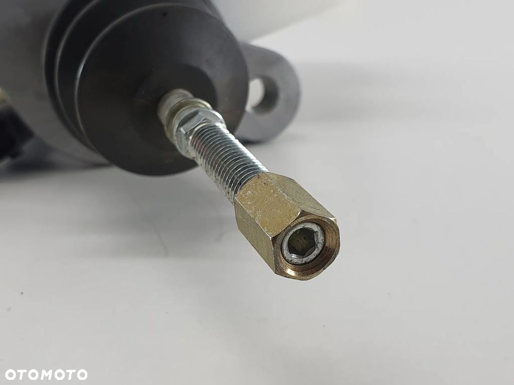 POMPA HAMULCOWA ZBIORNICZEK CZUJNIK  CAN AM RYKER - 11