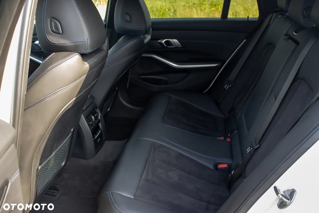 BMW Seria 3 320d xDrive M Sport sport - 8