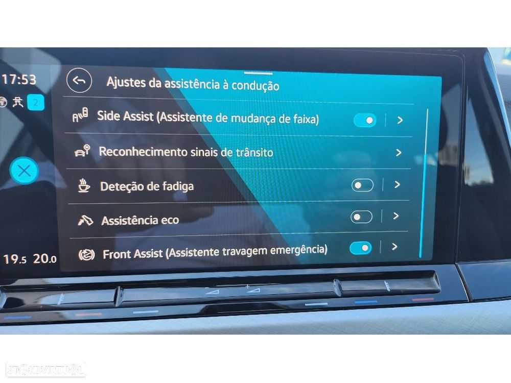 VW Golf 1.0 TSI Life - 20