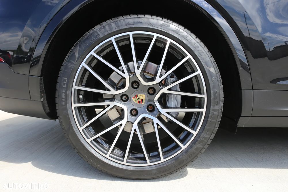 Porsche Cayenne Coupe E-Hybrid Tiptronic S - 34
