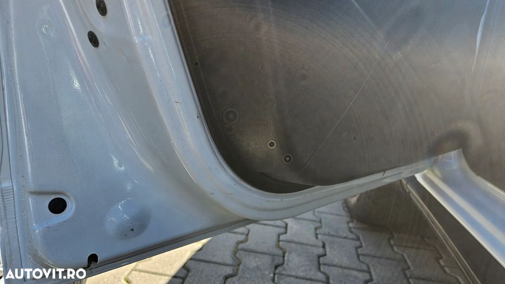 Dacia Duster 1.6 4x2 Laureate - 14