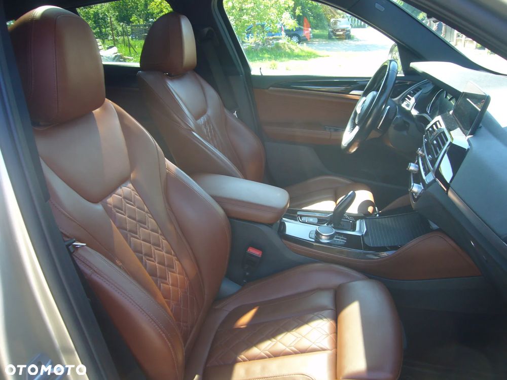 BMW X4 xDrive25d xLine sport - 26