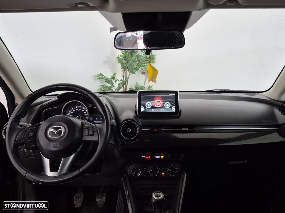 Mazda 2 1.5 Sky.Evolve Navi - 13