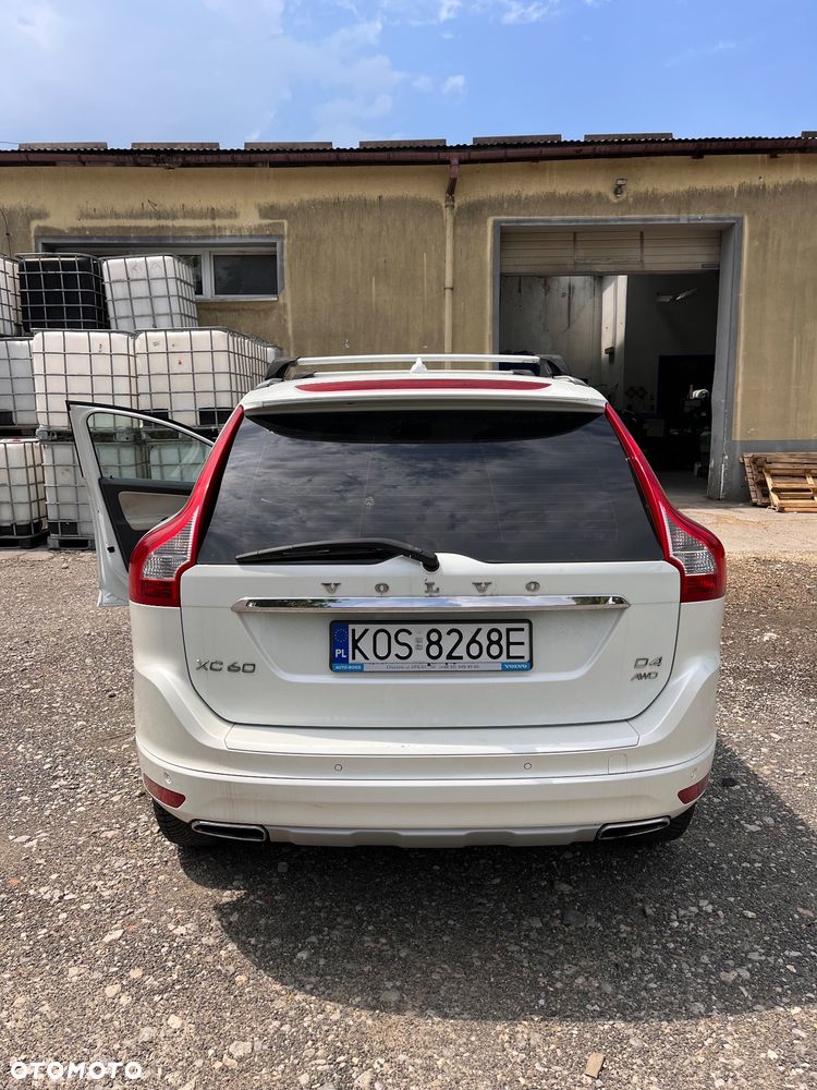 Volvo XC 60 D4 AWD Ocean Race - 4